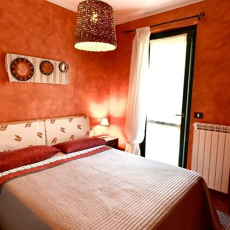 Holiday Apartment Albachiara Tavernola Bergamasca Luaran gambar