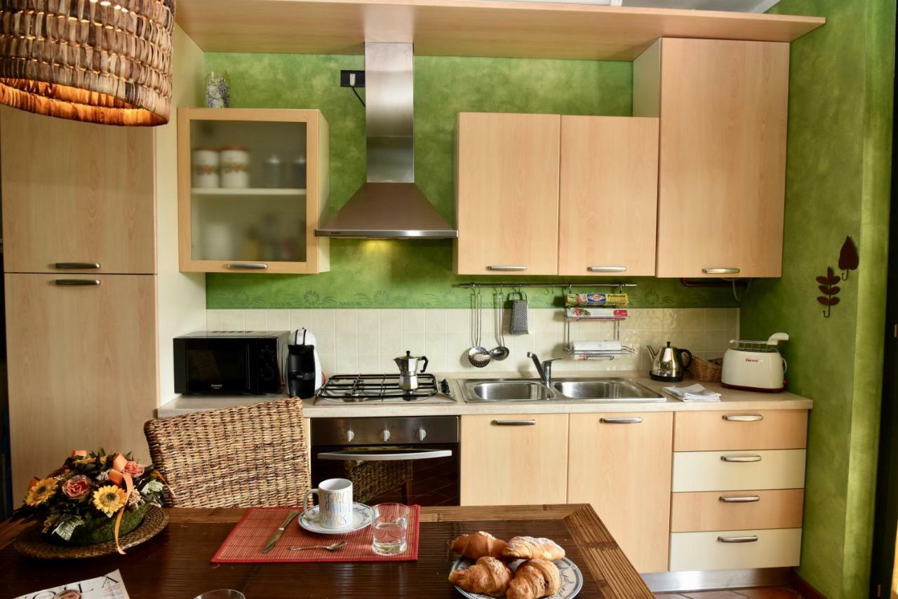 Holiday Apartment Albachiara Tavernola Bergamasca Luaran gambar