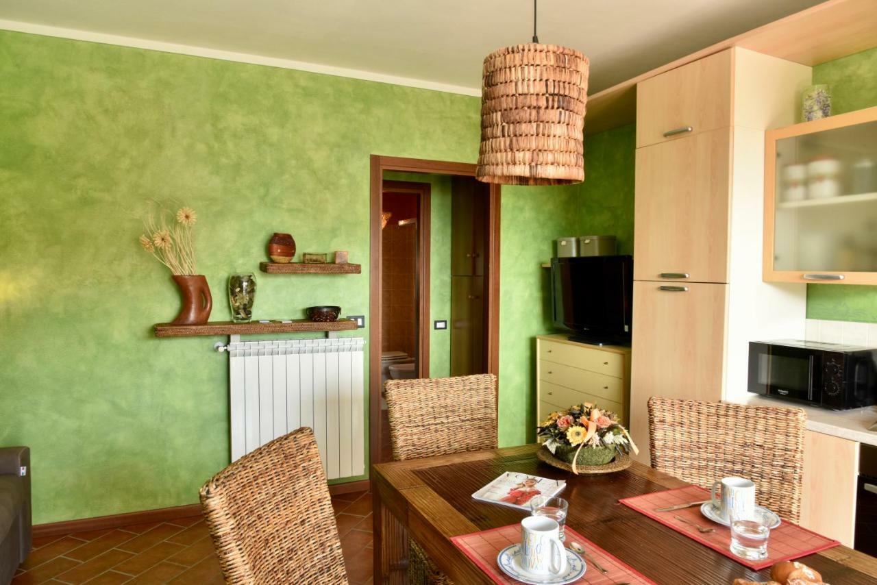 Holiday Apartment Albachiara Tavernola Bergamasca Luaran gambar